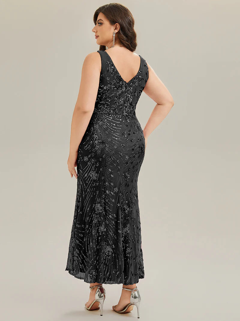Black Strapless deep V-neck fishtail maxi evening dress with high-stretch fabric for comfort