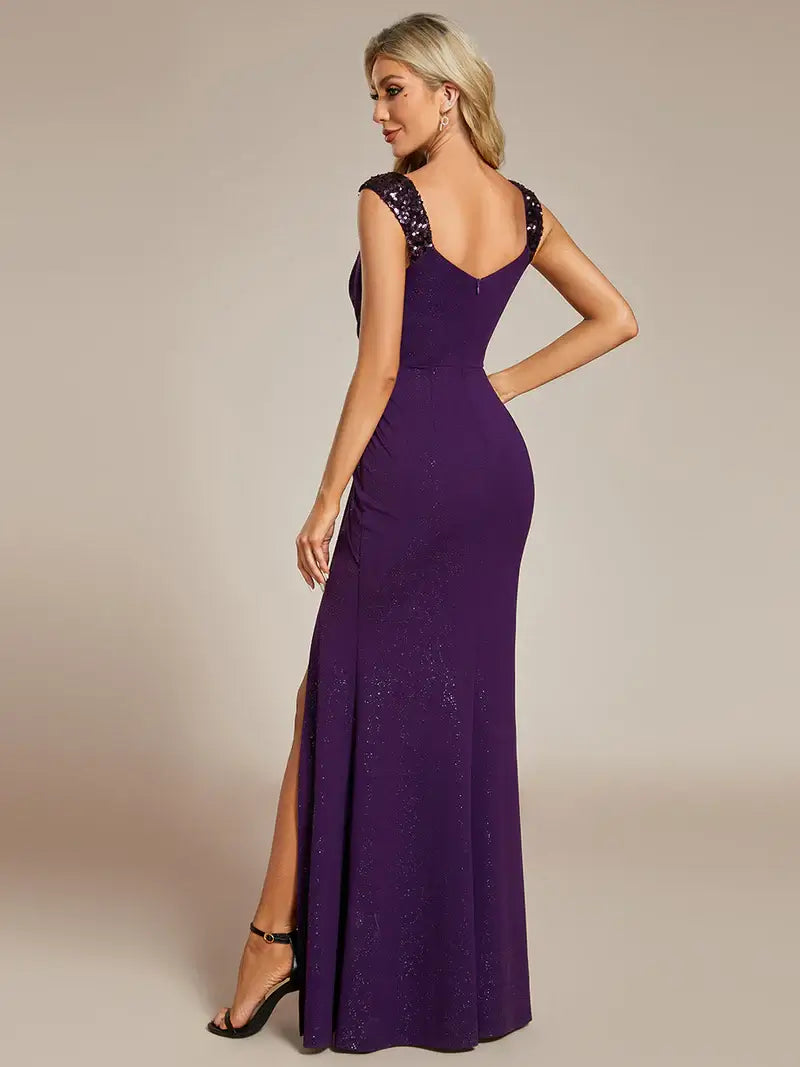 Dark purple elegant sequin evening dress with V-neckline and high slit for a glamorous look