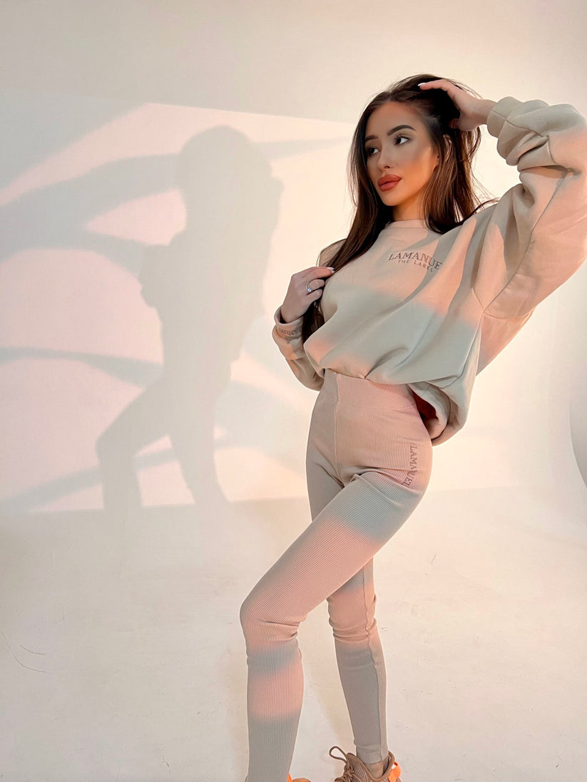 Issamatch light beige tracksuit, stylish and comfortable neutral two-piece set