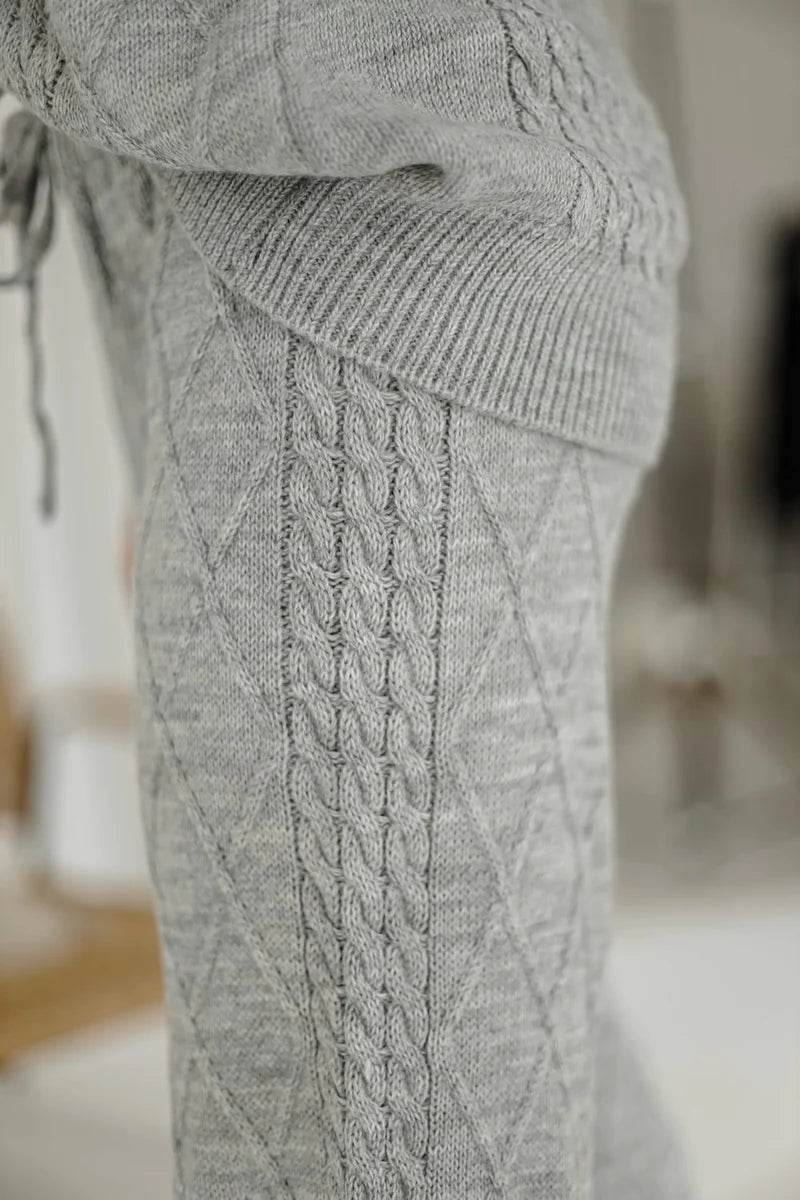 LUSILO Gray Diamond Set – Stylish Two-Piece Knitwear with Geometric Elegance - Biamonde