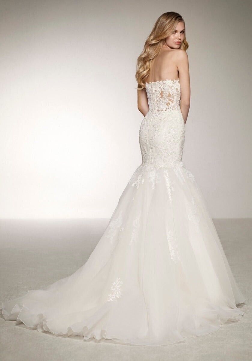 Novella Bridal Pronovias Diosa Ivory Wedding Dress