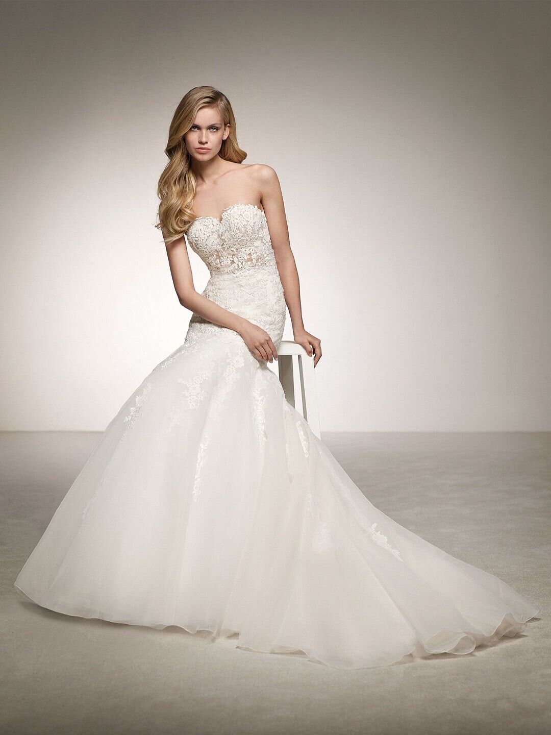 Novella Bridal Pronovias Diosa Ivory Wedding Dress