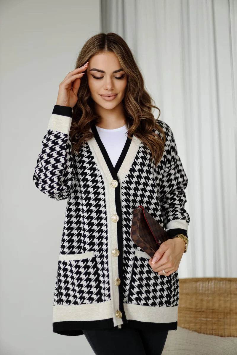 Sofia Checkered Cardigan – Timeless Black & Beige Knit for Effortless Layering - Biamonde