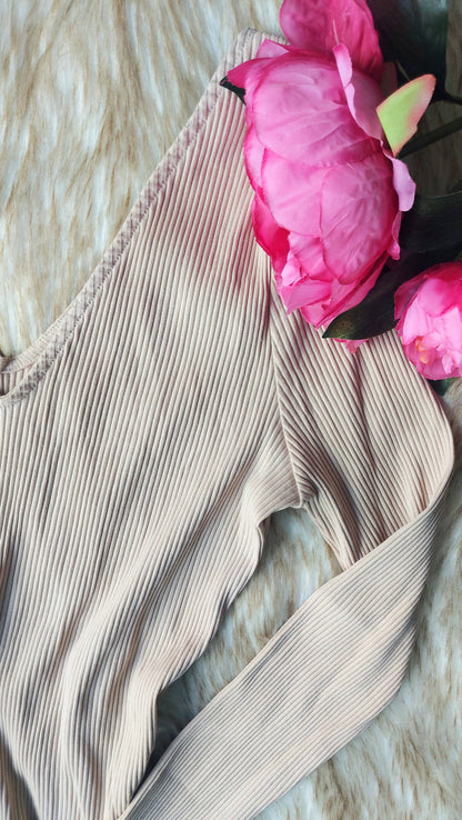 Ribbed Long Sleeve V-Neck Top