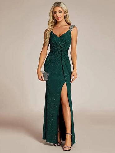 Dark green elegant sequin evening dress with V-neckline and high slit for a glamorous look