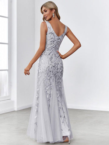 Grey women's fishtail evening dress with double V-neckline and shimmering sequin fabric