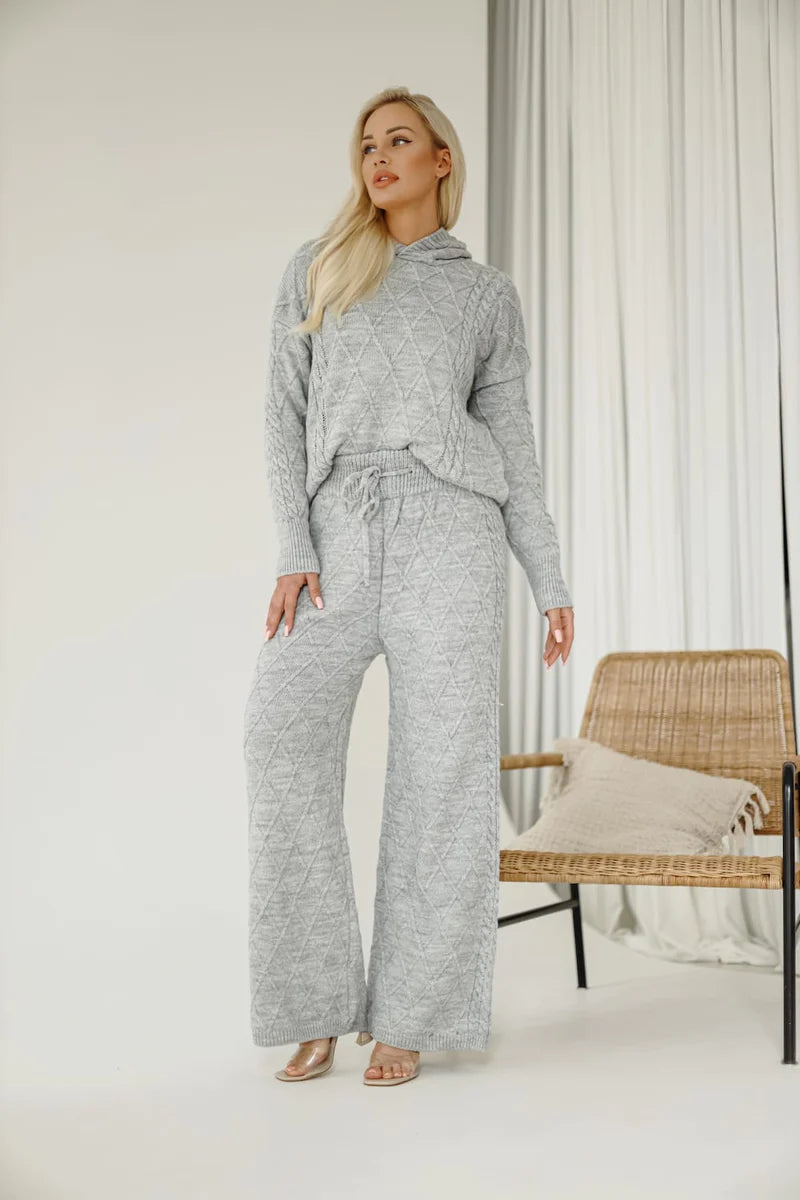 LUSILO gray diamond set, stylish two-piece knitwear with geometric elegance