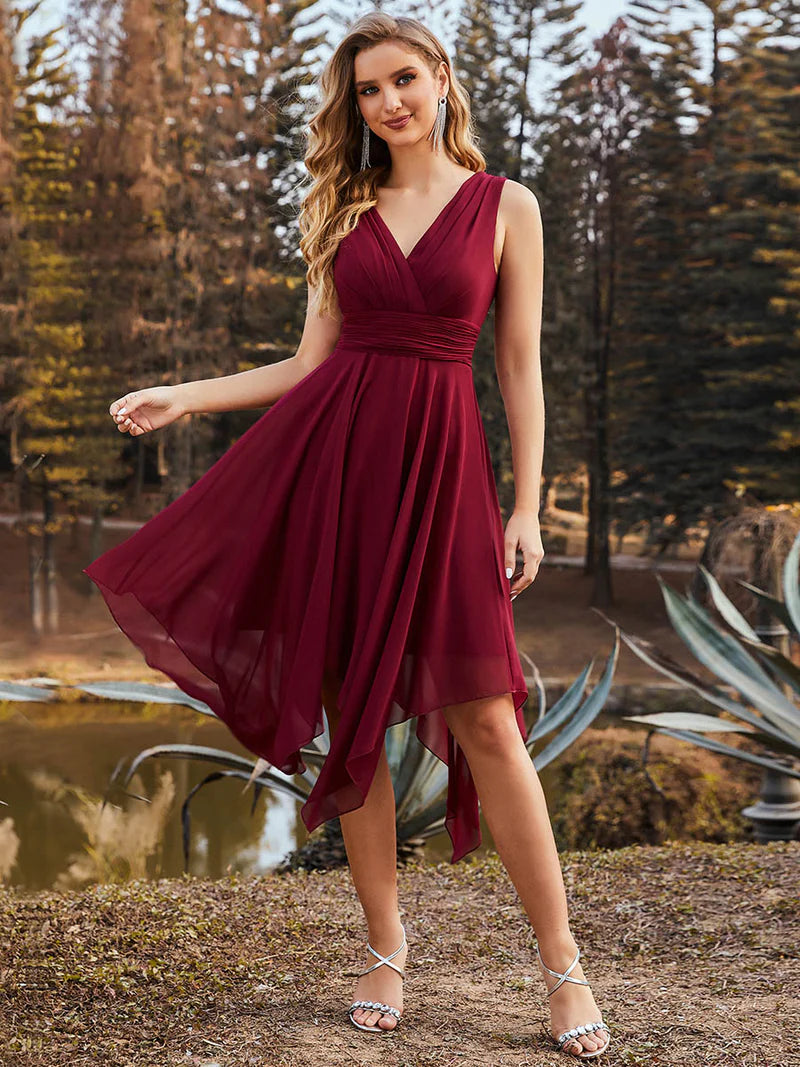Sleeveless mini chiffon bridesmaid burgundy dress with V-neckline – elegant and lightweight